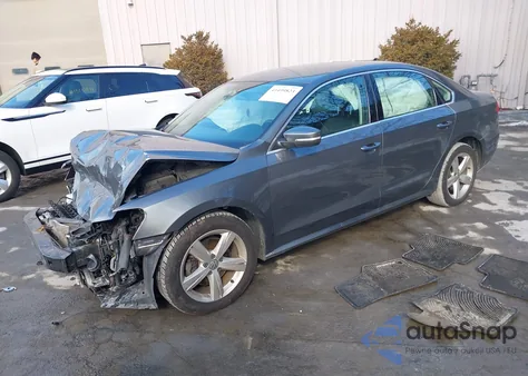 2015 Volkswagen Passat 1.8T Limited Edition from USA, damaged, VIN 1VWAT7A33FC111689